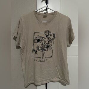 Beige Graphic T-Shirt size medium